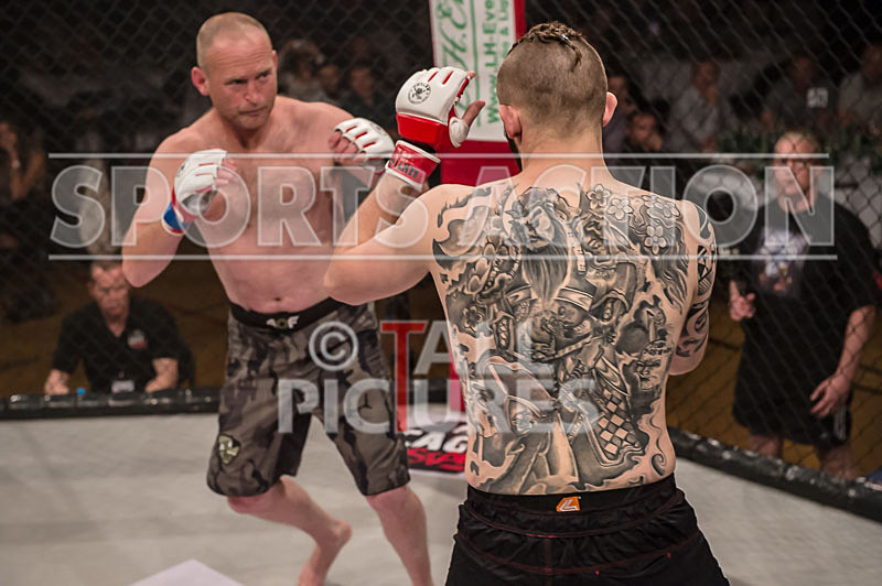 Shane Bentley v Jesse James-12 - BOUT 12