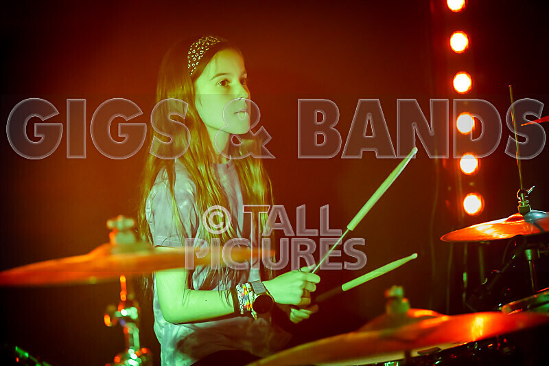 Hunting for Flames-25 - HUNTING FOR FLAMES