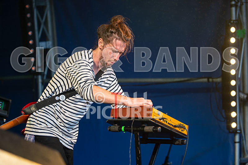 Little Thief-11 - LITTLE THIEF