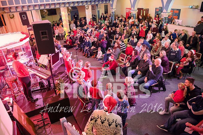 SoPM Christmas Concert 2016-21 - SCHOOL OF POPULAR MUSIC CHRISTMAS CONCERT 2016