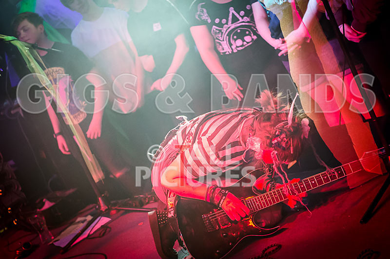 track not found-323 - track not found