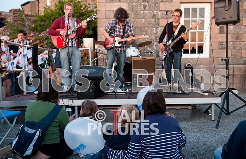 Castle Music-25 - CASTLE CORNET MUSIC NIGHTS 2009