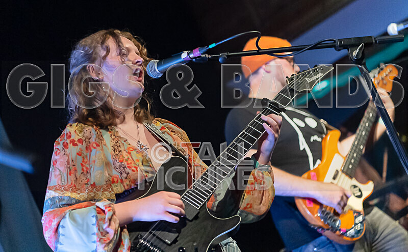 Kiya Ashton  the Folkadelics-18 - KIYA ASHTON & THE FOLKADELICS