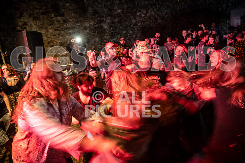 To the Woods-444 - TO THE WOODS