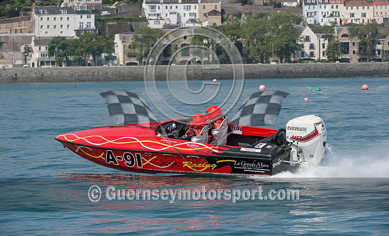 Powerboat Racing_17-05-2014-46 - RACE-3 FERMAIN