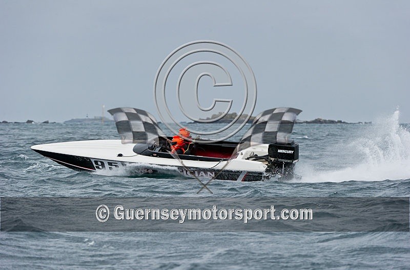 Powerboat_2011_Round-3-50 - ROUND-3 NORTH BEACH OUTER