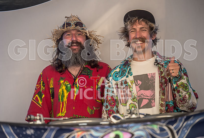 The Peace Tent_2015-35 - CHAOS PEACE TENT 2015