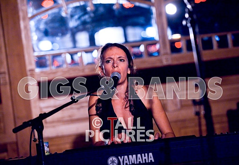 Emily Loizeau-1 - EMILY LOIZEAU