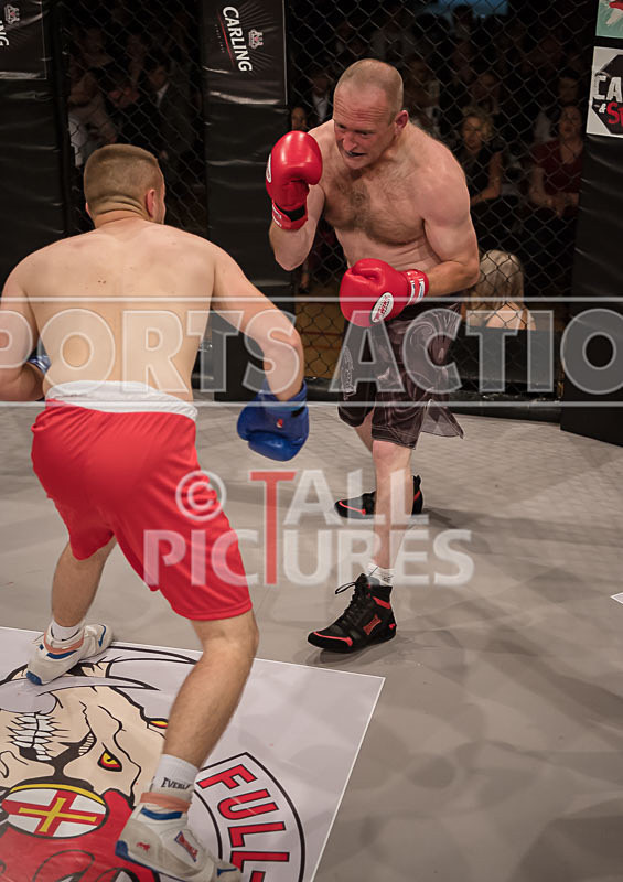 Matis Slomba v Shane Bentley-11 - BOUT 3 Matis Slomba v Shane Bentley