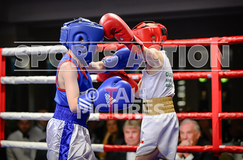 BOUT- 2 - Leon Watson v Callum Cain-14 - BOUT 2 - Leon Watson v Callum Cain