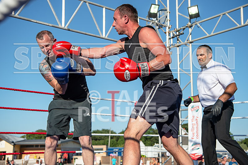 BOUT-4 Steve The Predator Le Prevost v Sean Gauvain-27 - BOUT-4 Steve 'The Predator' Le Prevost v Sean Gauvain