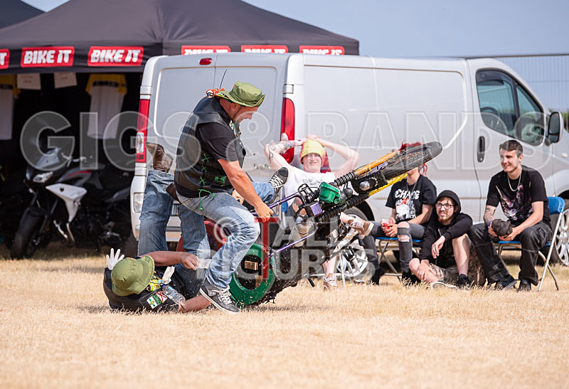 Games  Chilli  Trikes-19 - NEVER A DULL MOMENT AT CHAOS....