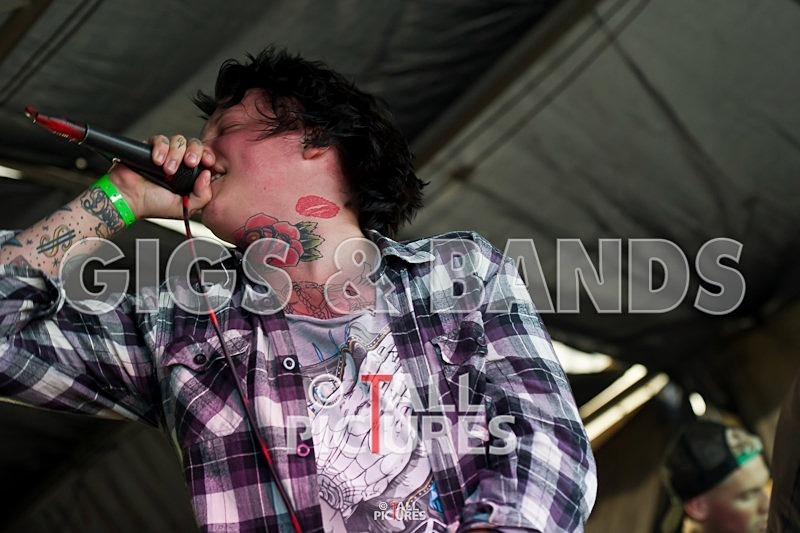 Five Across the Eyes-53 - FIVE ACROSS THE EYES