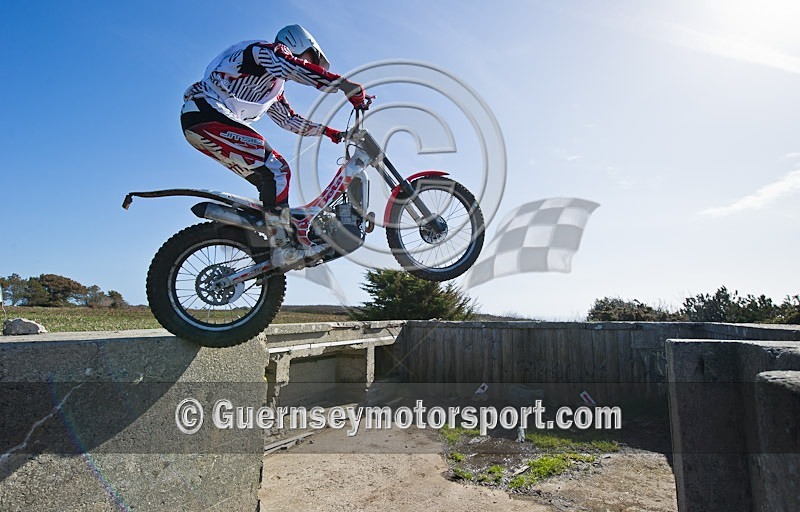 2-Day Trials_2012-39 - 2-DAY TRIALS 2012