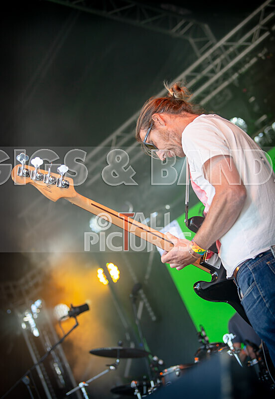 Benny the Moth-123 - BENNY THE MOTH