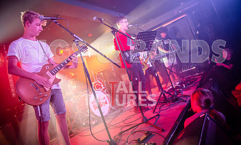 Motionless-29 - MOTIONLESS