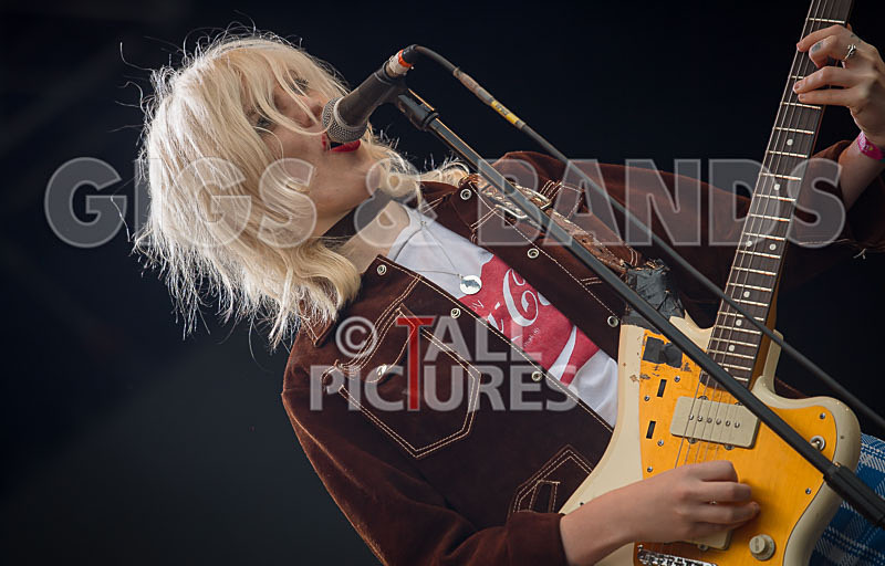 Black Honey-33 - BLACK HONEY