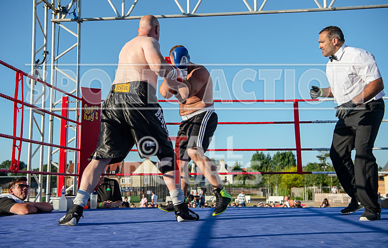 BOUT-8- Sam Steventon v Dave The Bomber Thorn-20 - BOUT-8: Sam Steventon v Dave 'The Bomber' Thorn