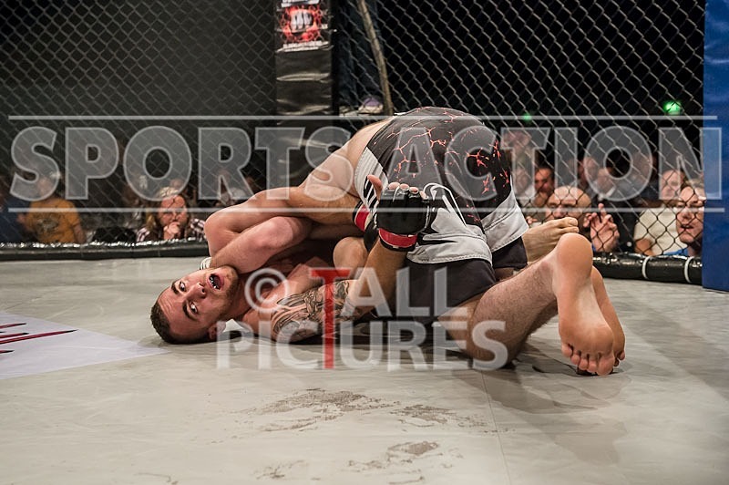 Cage Fighting_2012_Bout 11-40 - BOUT-11