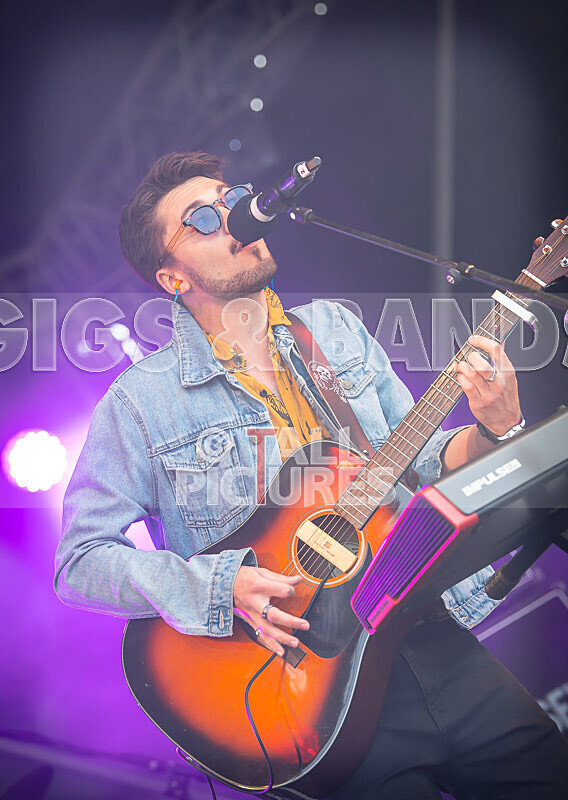 Russell the French Boys-14 - RUSSELL & THE FRENCH BOYS