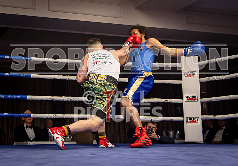 BOUT 9_Casey De La Mare v Aaron Bird-12 - BOUT 9_Casey De La Mare v Aaron Bird