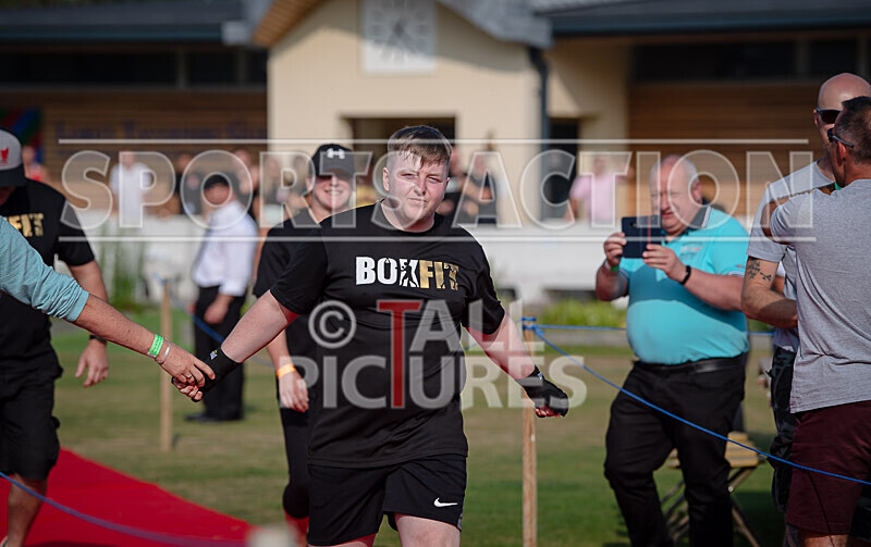 BOUT 6 - Tony -Foxey- Fox v Tyler -the Lion- Quintels-5 - BOUT 6 - Tony 'Foxey' Fox v Tyler 'the Lion' Quintels