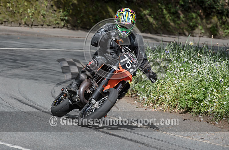 Hillclimb_02-05-2016_BIKE-68 - BIKES_02-05-2015