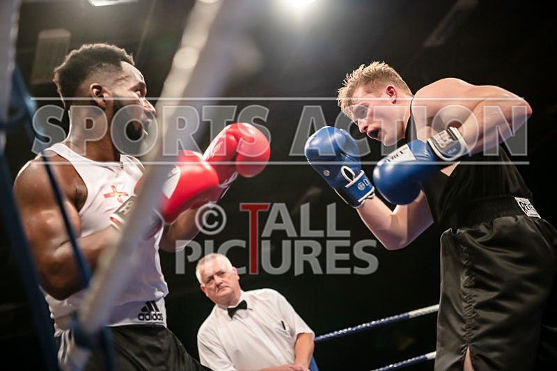 BOUT-10_Obile Botchway v Miles Horn-14 - BOUT-10_Obile Botchway v Miles Horn