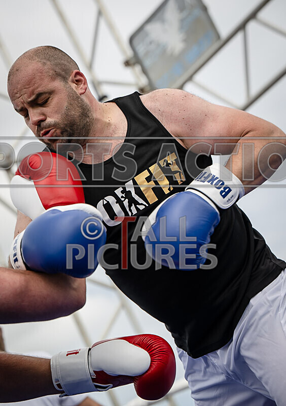 BOUT 2- Dave Tornado Taylor v Marvin Le Marvellous Odillard-15 - BOUT 2- Dave 'Tornado' Taylor v Marvin 'Le Marvellous' Odillard
