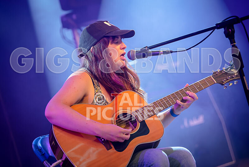 Hollie Thorne-17 - HOLLIE THORNE