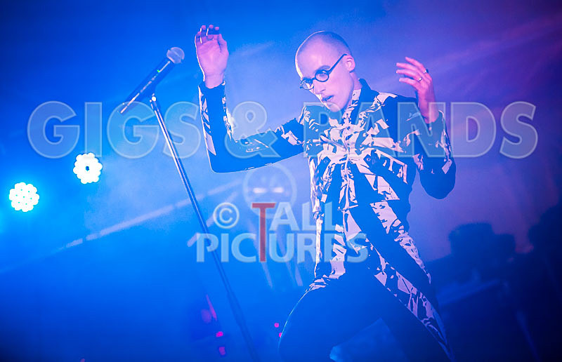 The Correspondents-51 - THE CORRESPONDENTS