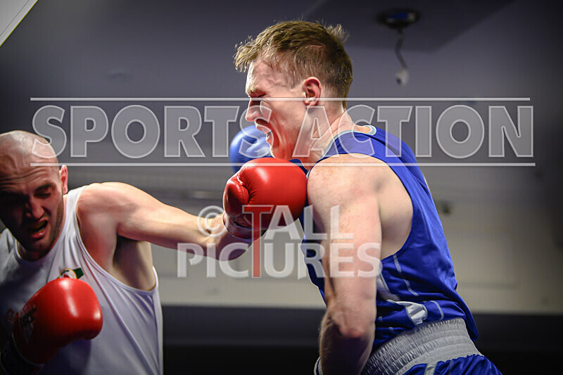 BOUT 8- Cam Hards v Darren Williams-16 - BOUT 8 - Cam Hards v Darren Williams