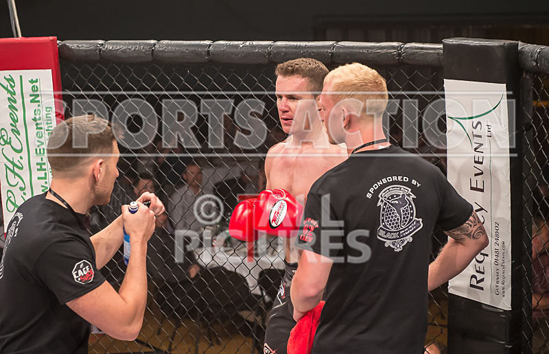 Paul ONeil v Robert Hurst-31 - BOUT 2