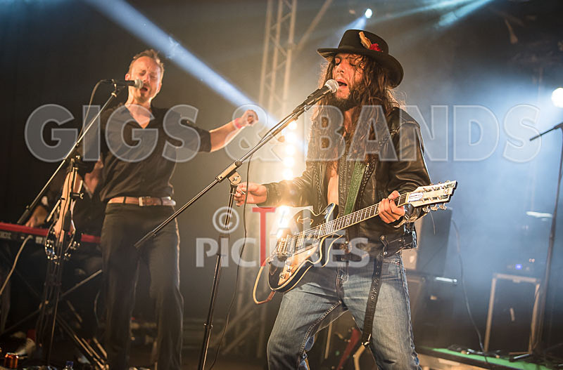 Johnny Cage and the Voodoo Groove-2 - JOHNNY CAGE AND THE VOODOO GROOVE