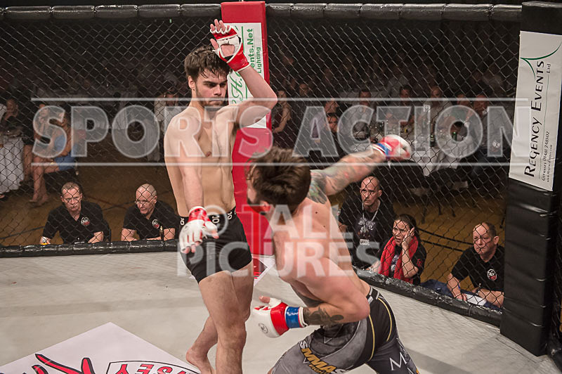 Michael Davies v Lewis Clapham-24 - MMA BRITISH LIGHTWEIGHT CHAMPIONSHIP