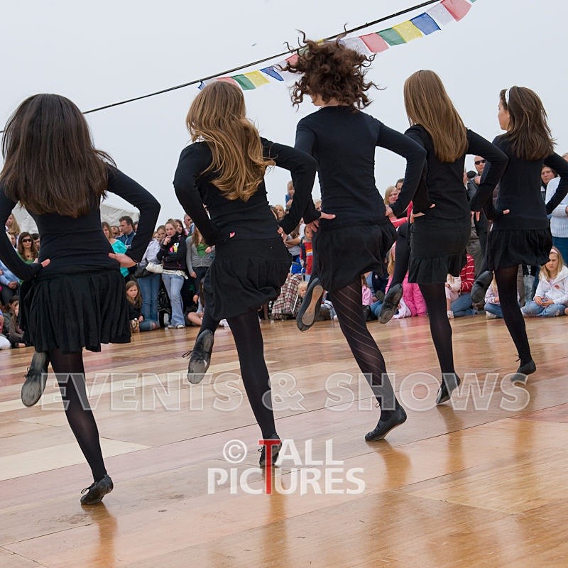 Lib Day08-165 - 2008 DAYTIME ATMOSPHERE