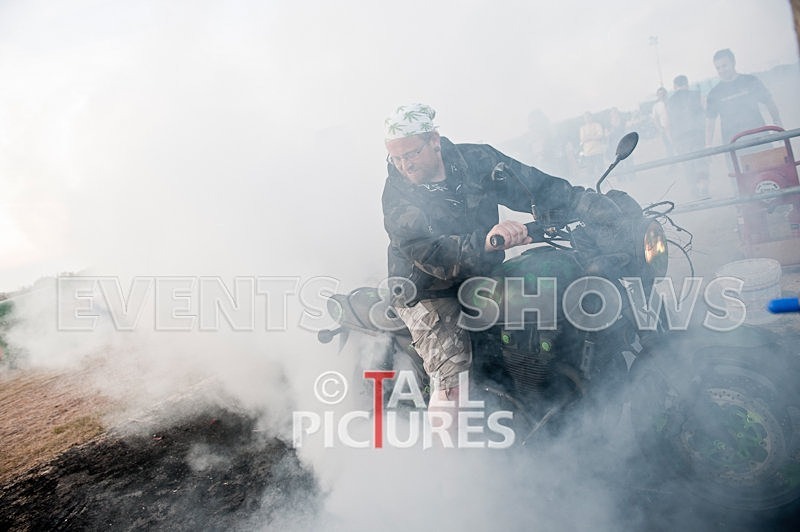 Greenman Burnout-74 - GREENMAN BURNOUTS 2010