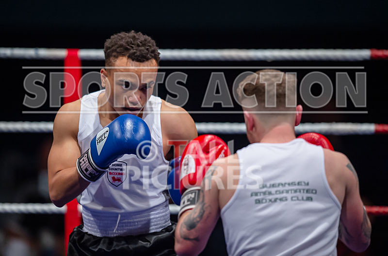 BOUT-9 - Rob Brehaut v William Annang-11 - BOUT-9 - Rob Brehaut v William Annang