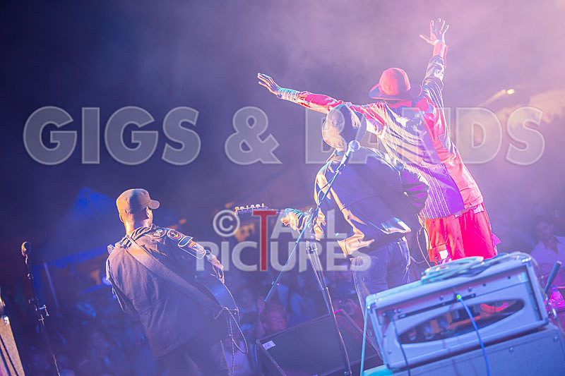 Jupiter  Okwess-44 - JUPITER & OKWESS