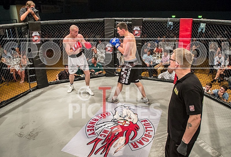 Cage Fighting_2012_Bout 4-36 - BOUT-4