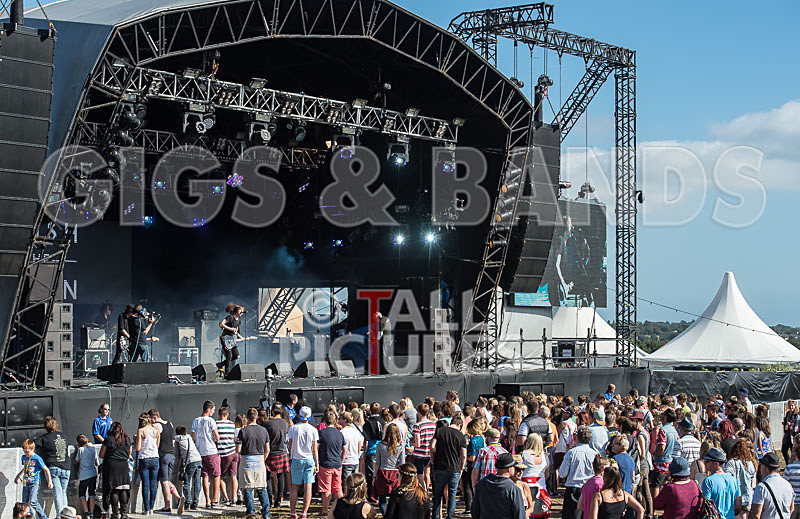 Catfish and the Bottlemen-8 - CATFISH AND THE BOTTLEMEN