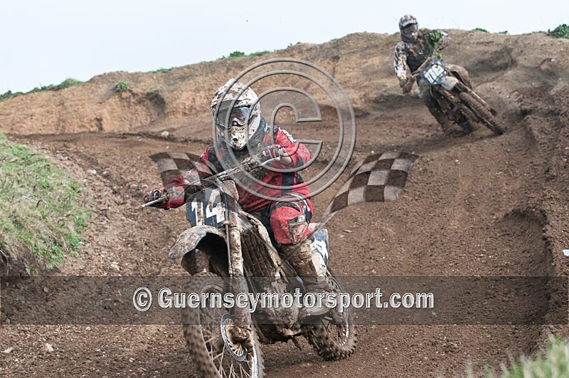 Moto-X_19-02-11-39 - MOTO-X_19-02-2011