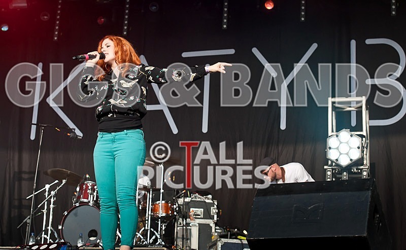Katy B-10 - KATY B