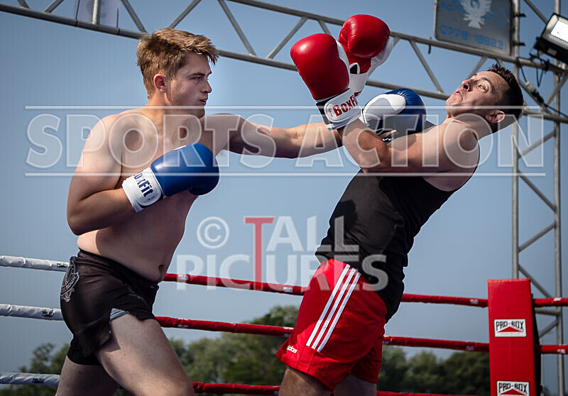 BOUT 1 - Ivan -El Terrible- v Elliot Cocket-36 - BOUT 1 - Ivan 'El Terrible' Donaldson v Elliot Cocket