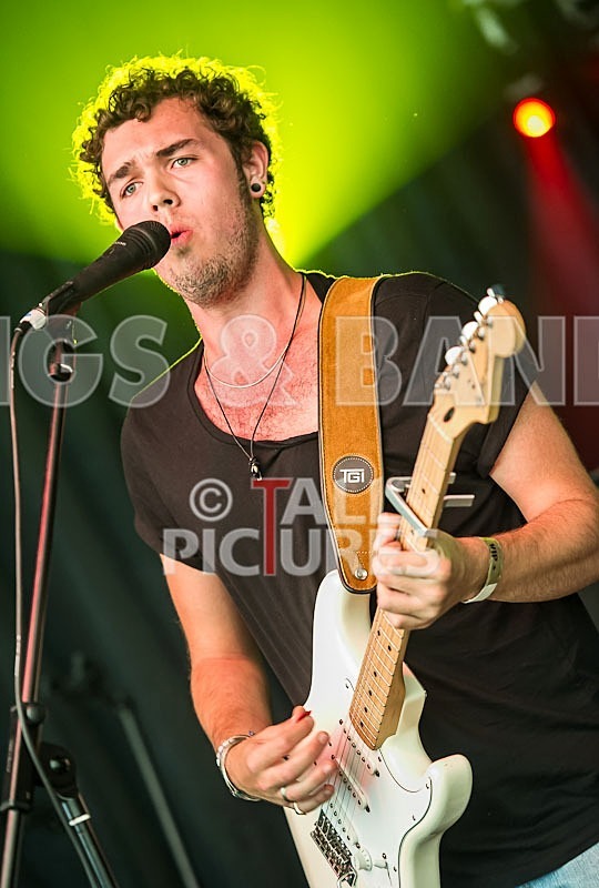 Twelve Ton Trouble-2 - TWELVE TON TROUBLE