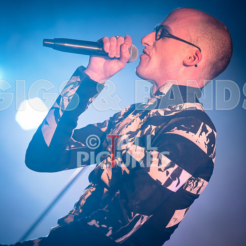 The Correspondents-55 - THE CORRESPONDENTS