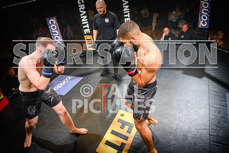 BOUT- 2 - Dom Boyce v Dom Simon-31 - BOUT 2 - Dom Boyce v Dom Simon