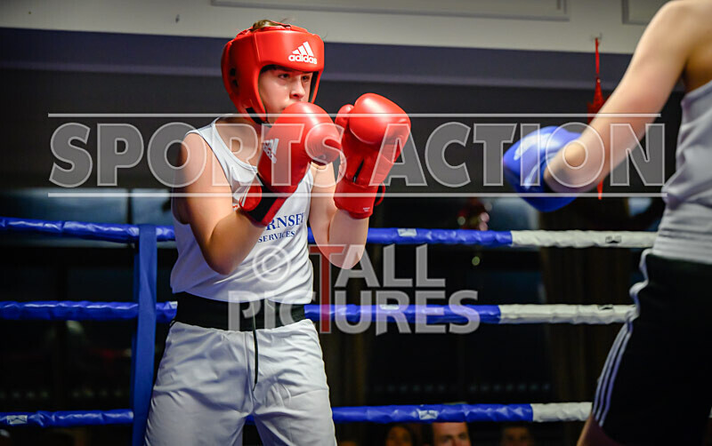 BOUT- 3_Louie Quertier v Archie Kirk-17 - BOUT 3_Louie Quertier v Archie Kirk