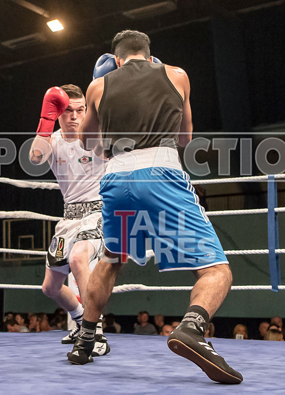 BOUT-11_Casey De La Mare v Zohaib Hanif-8 - BOUT-11_Casey De La Mare v Zohaib Hanif