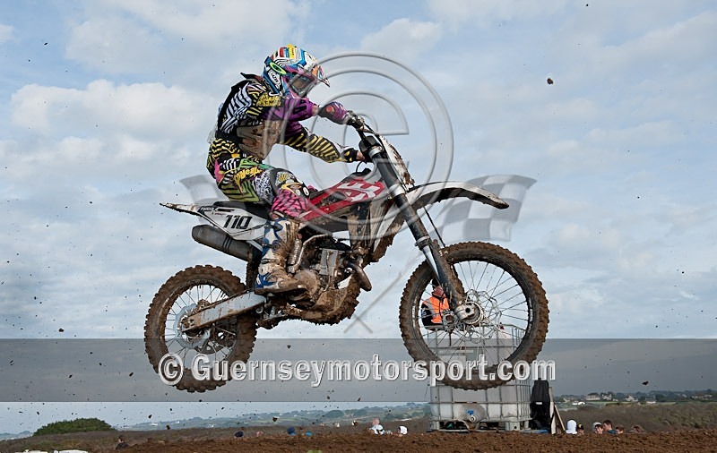 Moto-X_12-11-11-25 - MOTO-X_12-11-2011